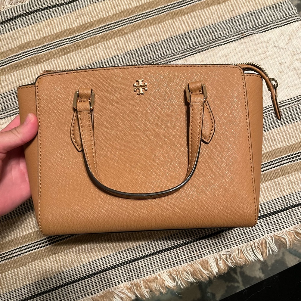 Tory Burch Emerson mini zip top tote & card holder